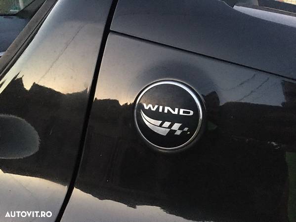 Renault Wind - 8