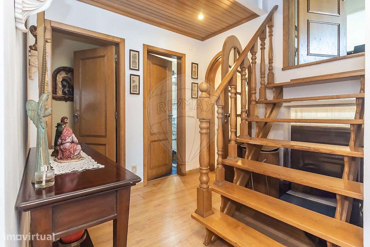 Moradia T4 para venda-27