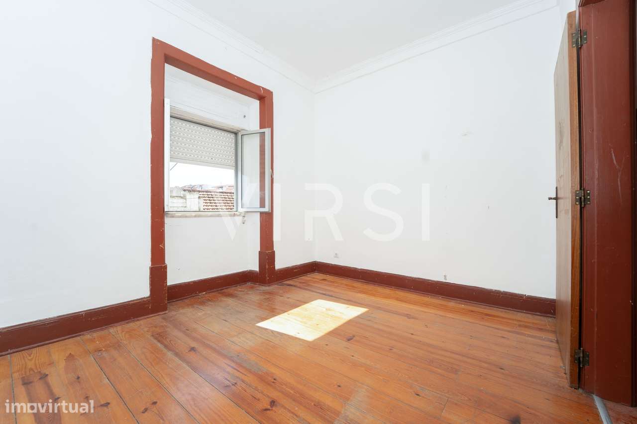 Moradia para remodelar a 3 min do ISCAC-10
