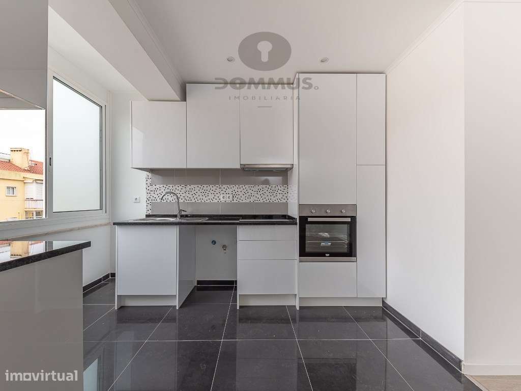 Apartamento T1 na Reboleira totalmente remodelado com terraço-2