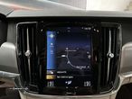 Volvo V90 2.0 T8 Momentum AWD Geartronic - 22