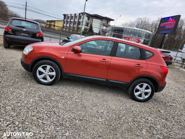 Nissan Qashqai 2.0 dCi 4 x 4 DPF acenta - 25