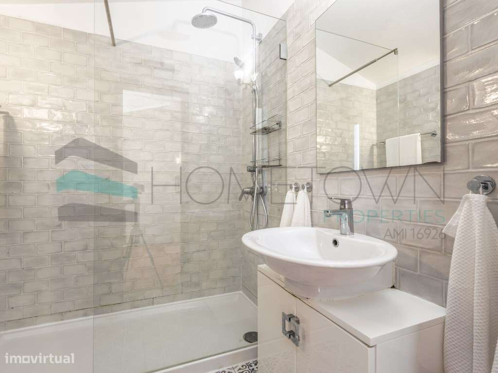 Moradia V2 com jardim, perto da praia, em Quarteira-25