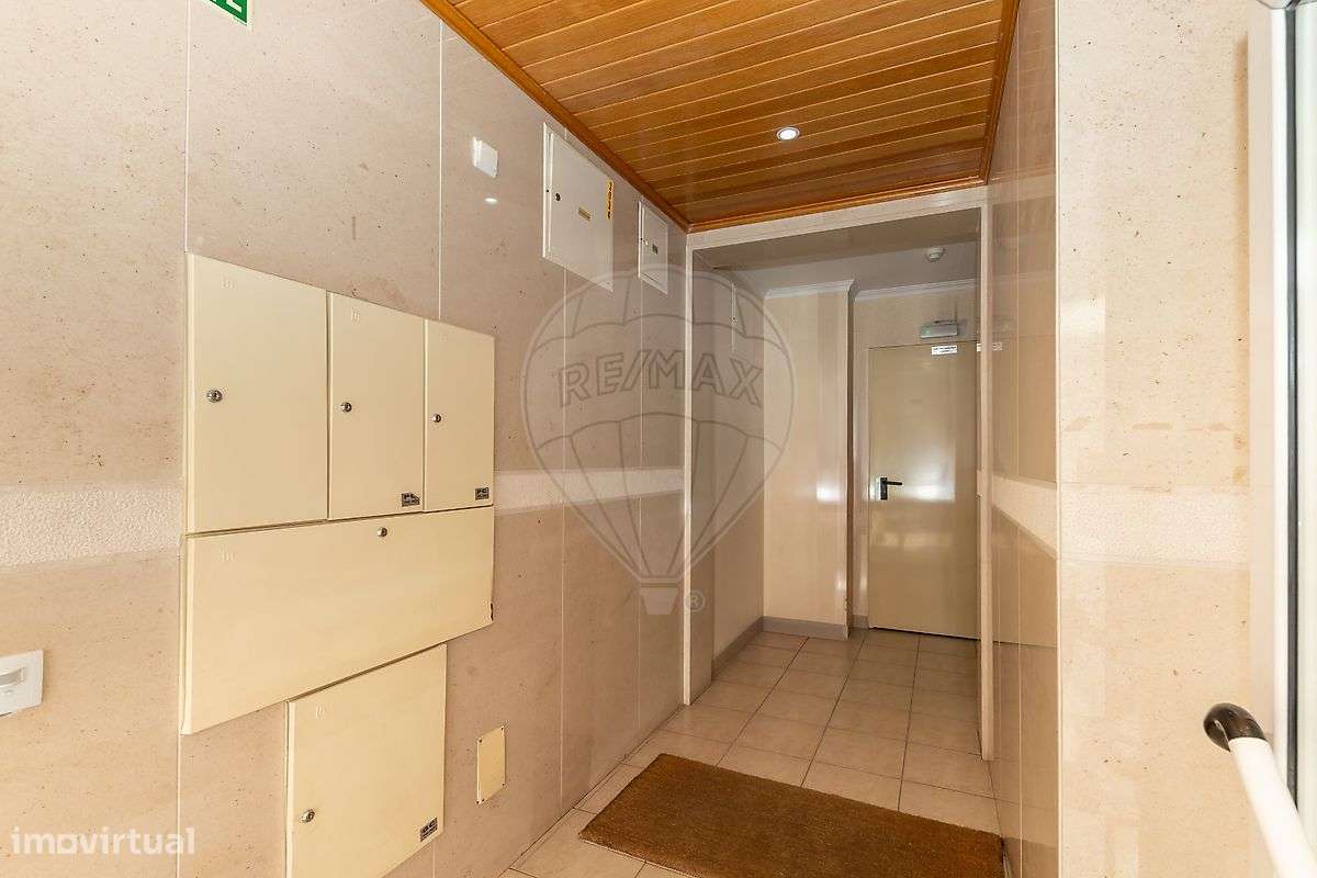 Apartamento T3 no Centro do Montijo-3