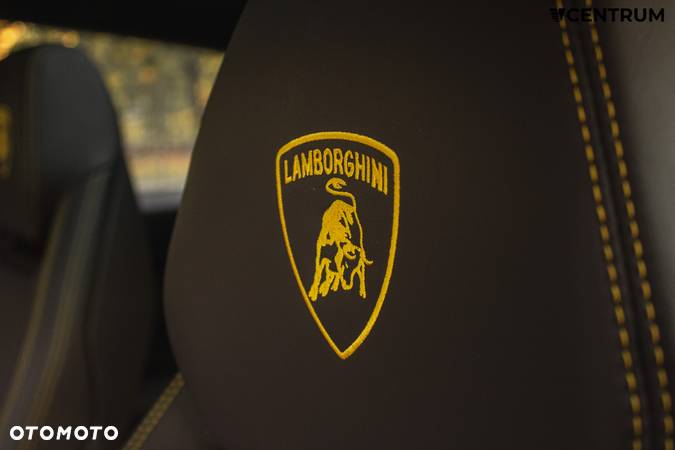 Lamborghini Urus - 18
