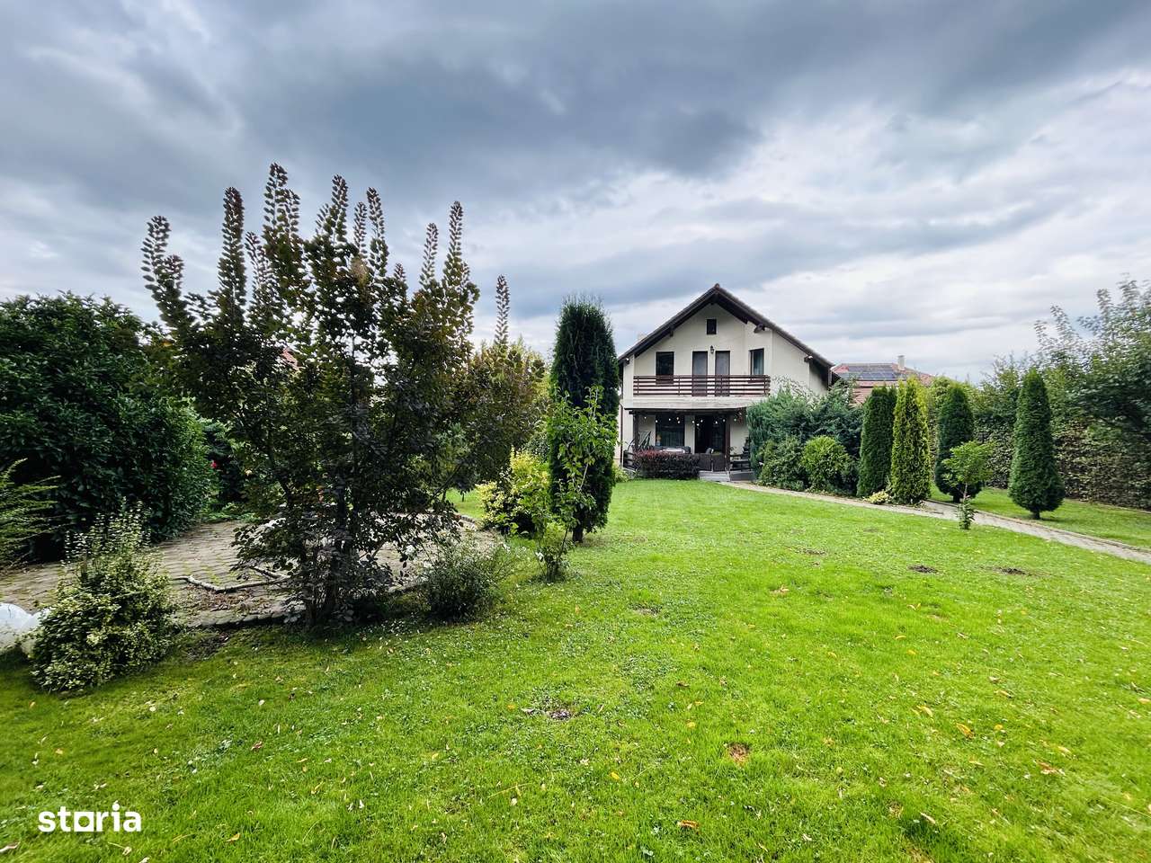 Casa individuala cu teren mare - Zona Padurea Dumbrava - Imagine principală: 1/10