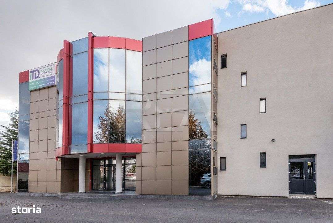 Hale depozitare/productie + Cladire de birouri | Teren 4213 m.p. | Tun - Imagine principală: 3/19