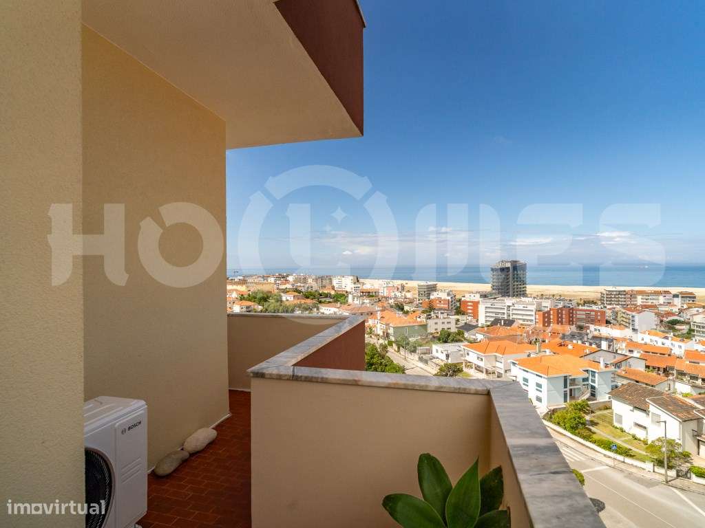 T2 de Luxo no Último Andar | Vista Mar, Serra e Cidade | Centro da ...-40