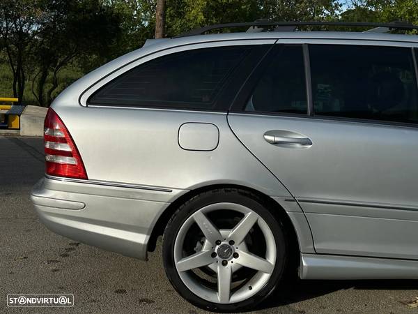 Mercedes-Benz C 320 CDi Avantgarde Auto. - 11