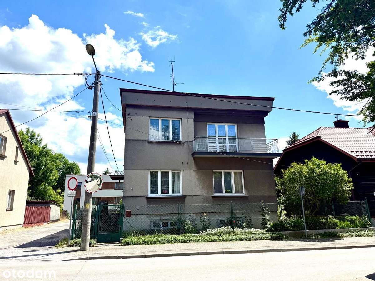 Dom z możliwością wydzielenia dwóch mieszkań – Grabówka