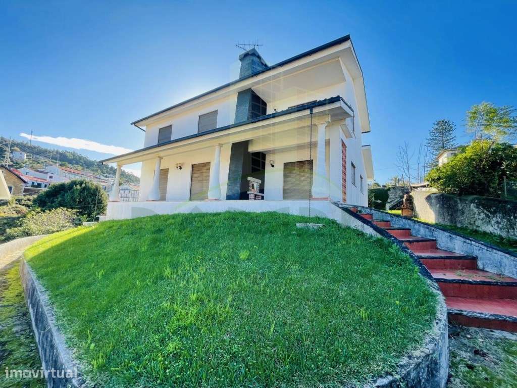 Propriedade com vista para o Rio Minho, para venda em Seixas. - Grande imagem: 4/44