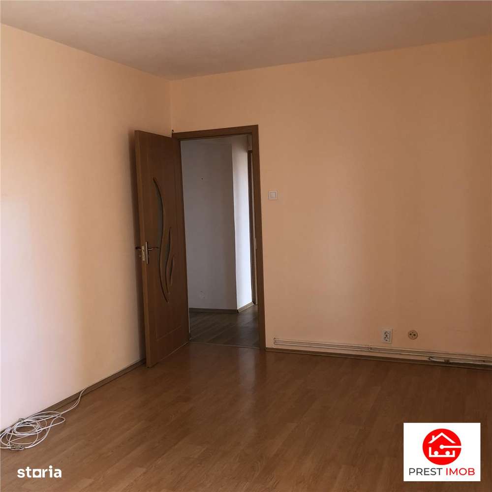 De vanzare apartament Dambu confort 1 - Imagine principală: 5/7