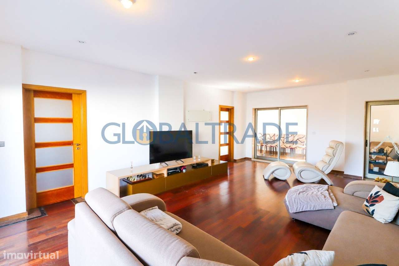 Moradia T3 com Terraço em Valbom-12