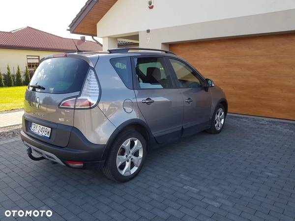 Renault Scenic Xmod 1.6 dCi Energy Bose - 3