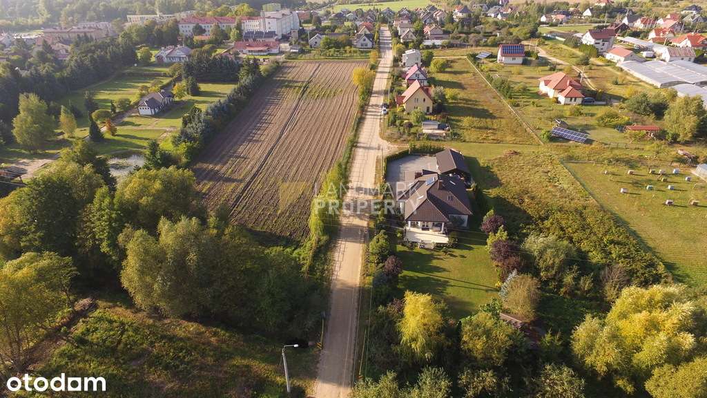 Piękny rodzinny dom w samym sercu Choroszczy-19