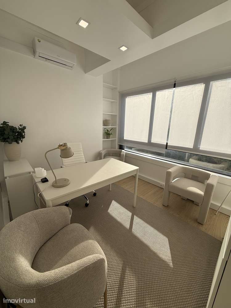 Arrendamos Sala em Escritório e Domiciliações - Grande imagem: 2/5