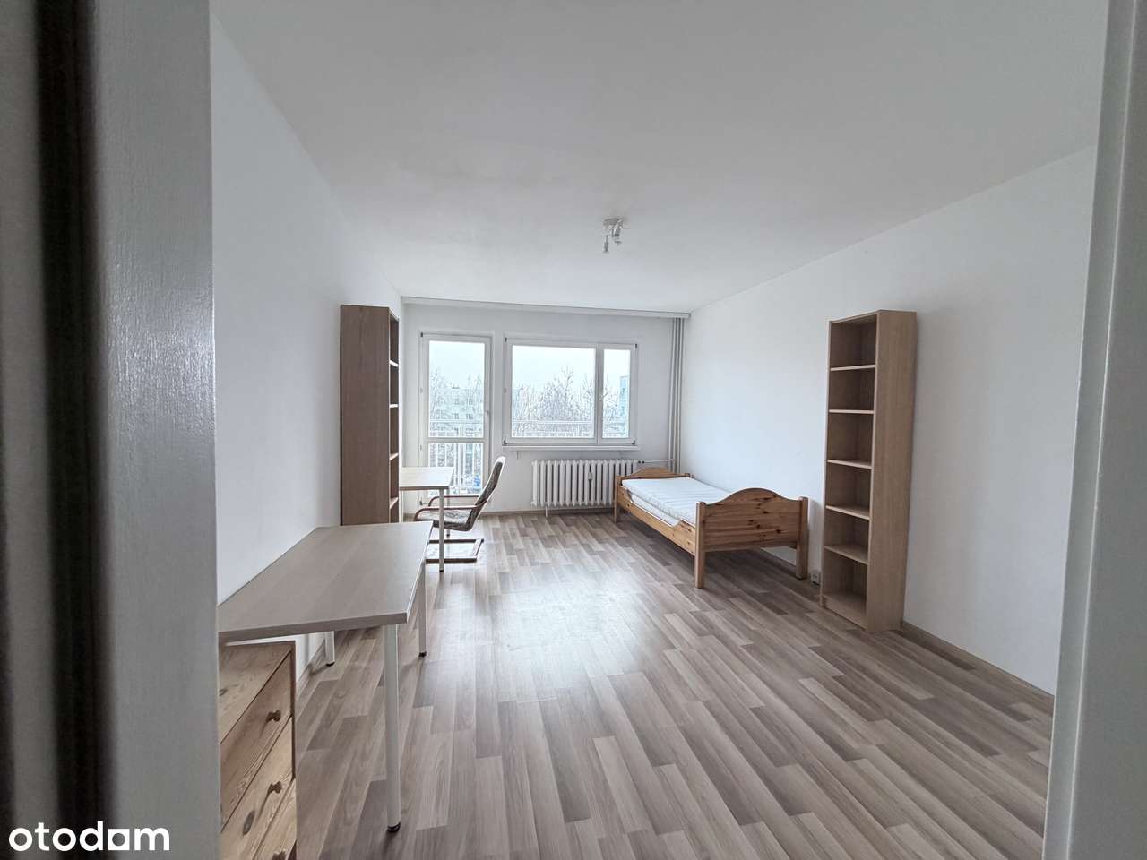 Mieszkanie Katowice Bogucice  , 4-pokojowe mieszkanie z balkonem-1