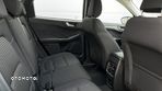 Ford Kuga 2.0 EcoBlue FWD Titanium - 28