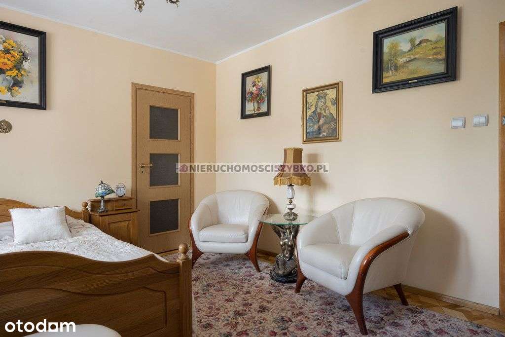 Duży Rodzinny dom na Włochach.-10