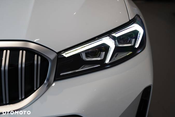 BMW Seria 3 318i M Sport - 20