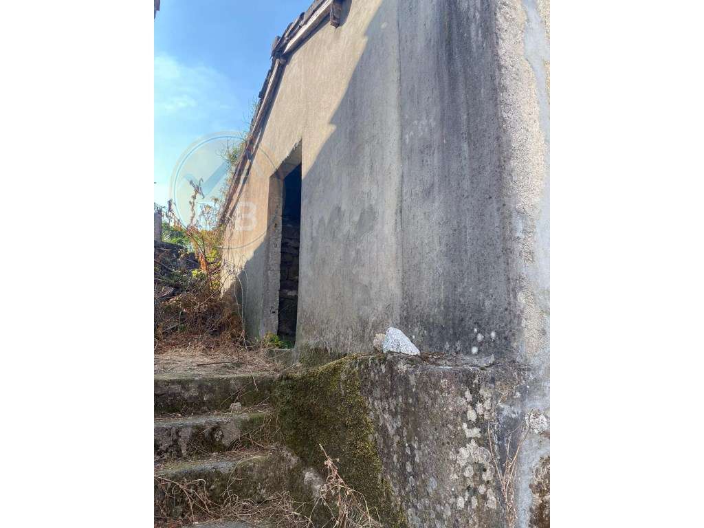 Casa Rústica em Pedra para Recuperar - Boadela, Pedraça | Cabeceira...-11