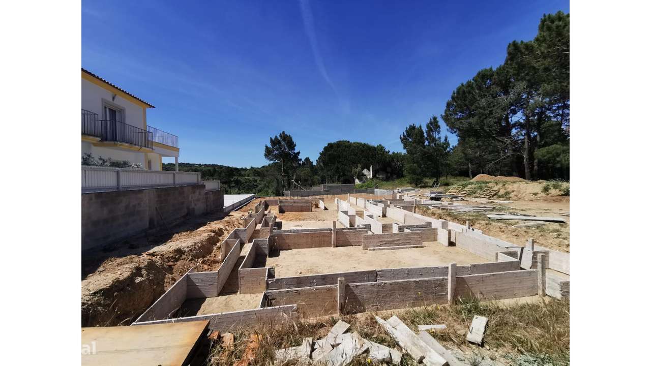 Moradia Isolada T3 em Sesimbra com piscina-8