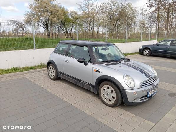 MINI Cooper Standard - 5