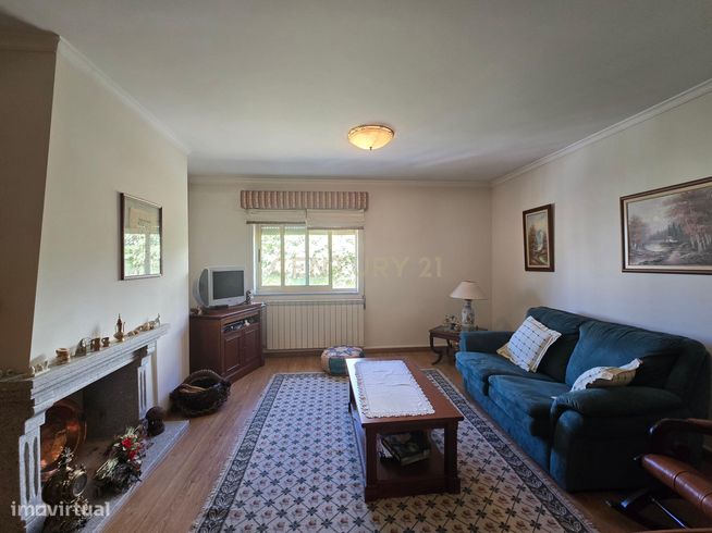 Apartamento T3 + 1 em Bragança-3
