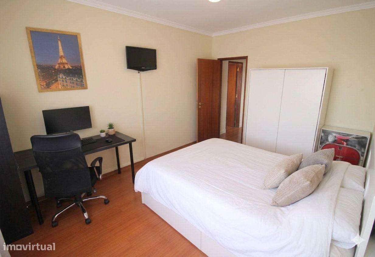 Apartamento T3 Vale Flores Mem Martins-11