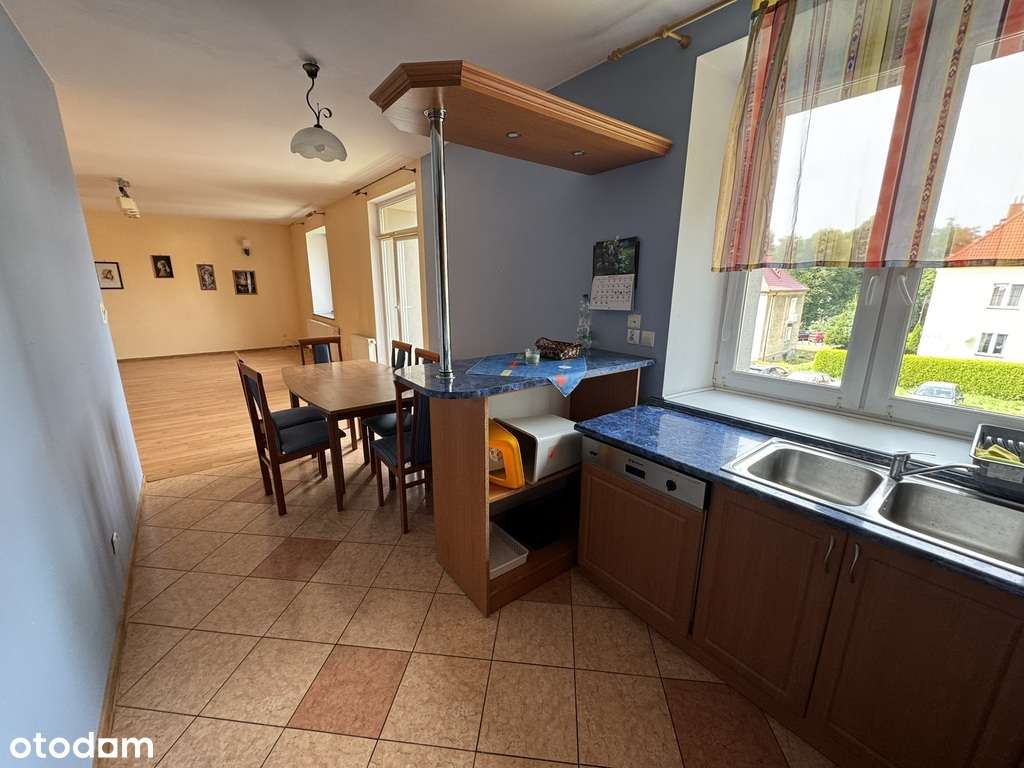 Przestronne mieszkanie z balkonem, 1 piętro-4