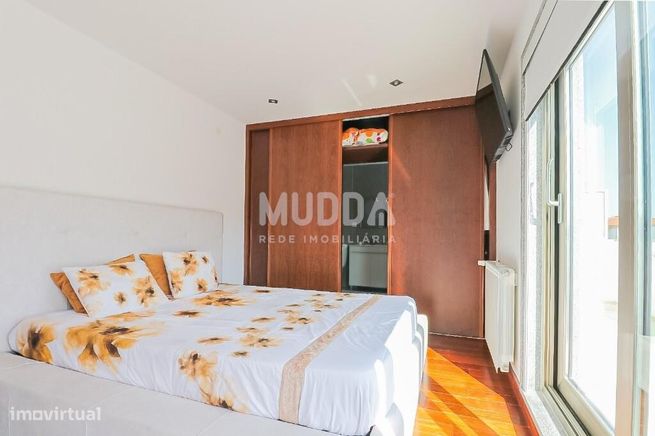 Moradia T3 no Furadouro com piscina-11