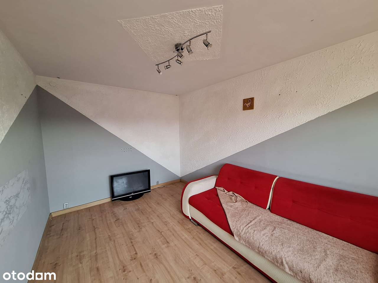 TOP LOKALIZACJA | ustawna kawalerka-4