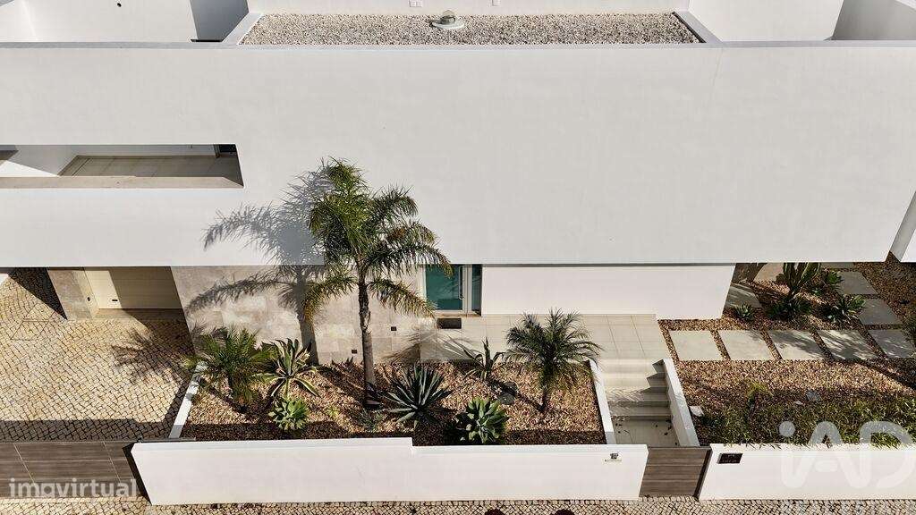 Casa / Villa T3 em São Gonçalo de Lagos de 211 m2 - Grande imagem: 4/36