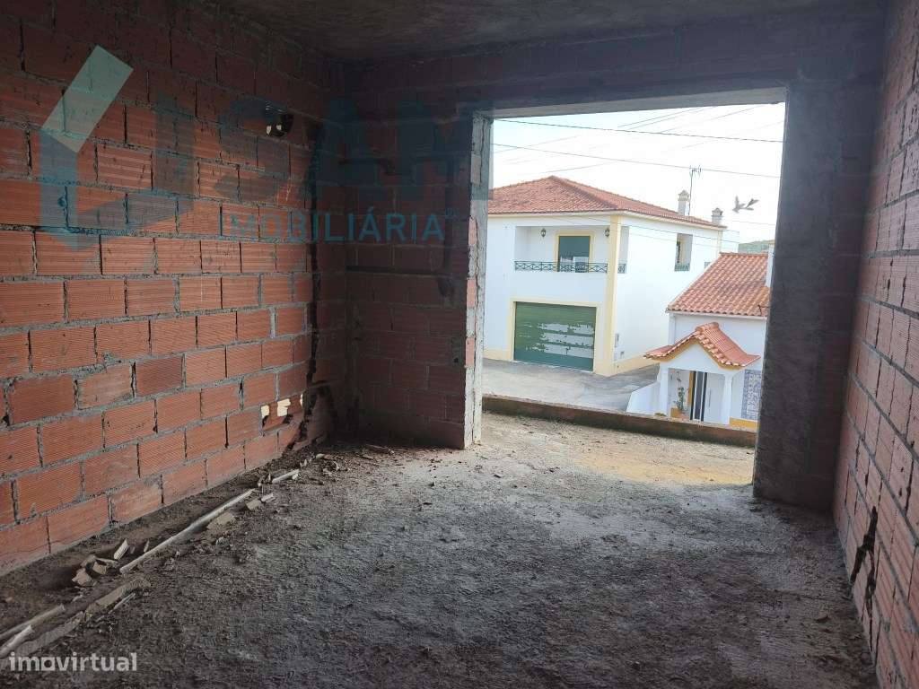 Moradia T3 em construção-16