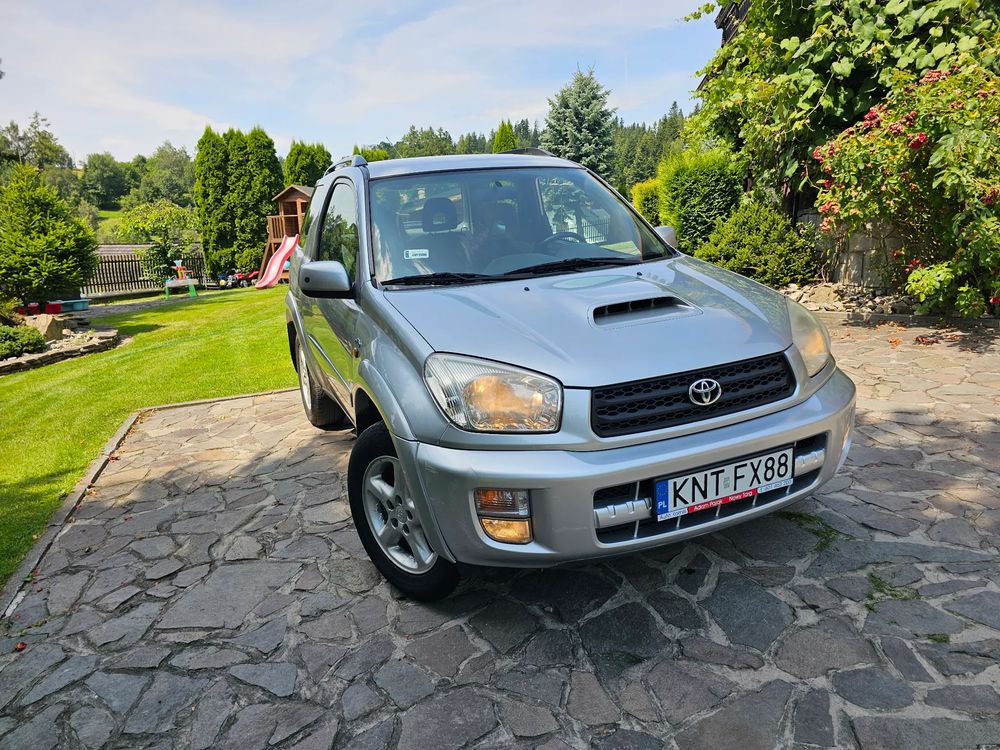 Toyota Rav4 II (2000-2005) 2.0 D-4D Sol 2002