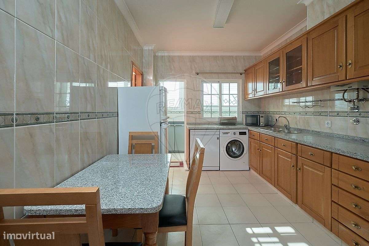 Apartamento T3 para arrendamento