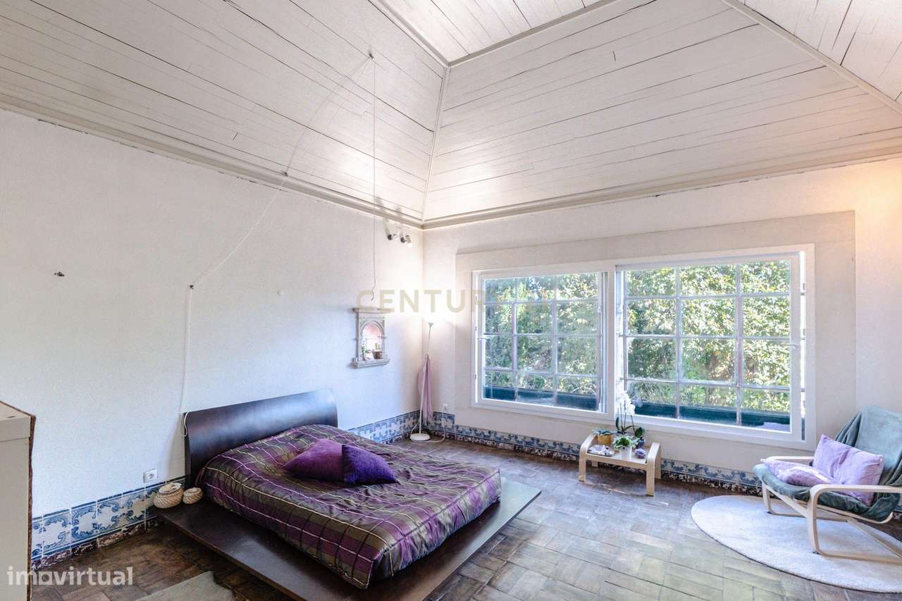 Vila de Prestígio T7+2 com 5.000 m² de Privacidade na Verdizela-36