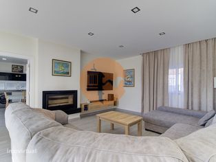 Moradia T2+2 Moderna com Piscina, Garagem e Acabamentos Premium - Q... - Grande imagem: 4/55