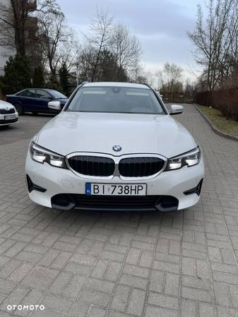 BMW Seria 3 320i - 28