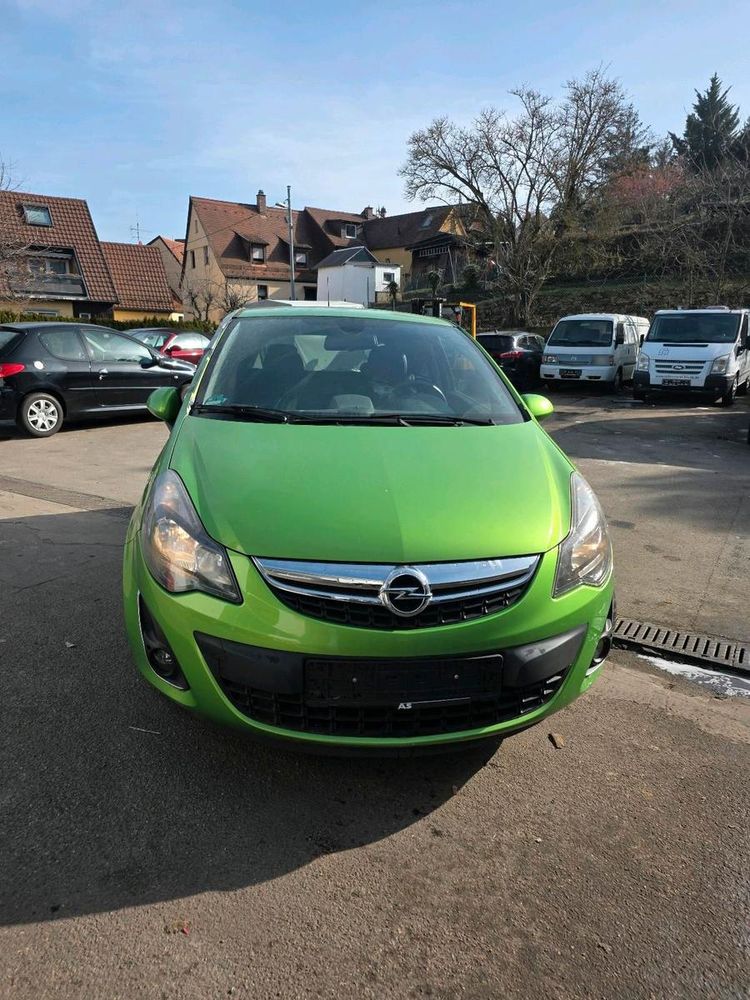 Opel Corsa D 1.4 Color Edition 2014