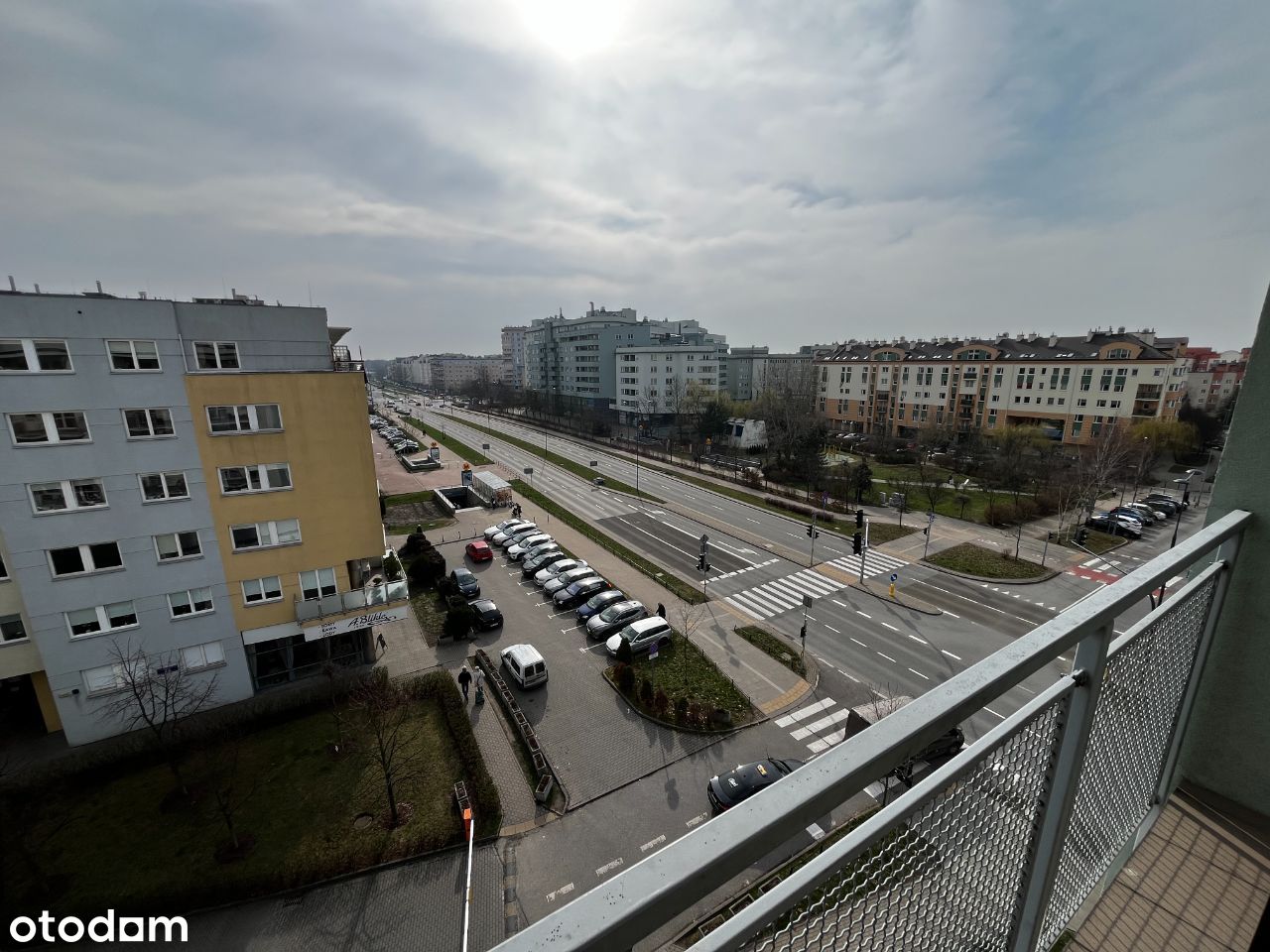 Kabaty - Mieszkanie 1-pok. 37m2 z dużym balkonem.