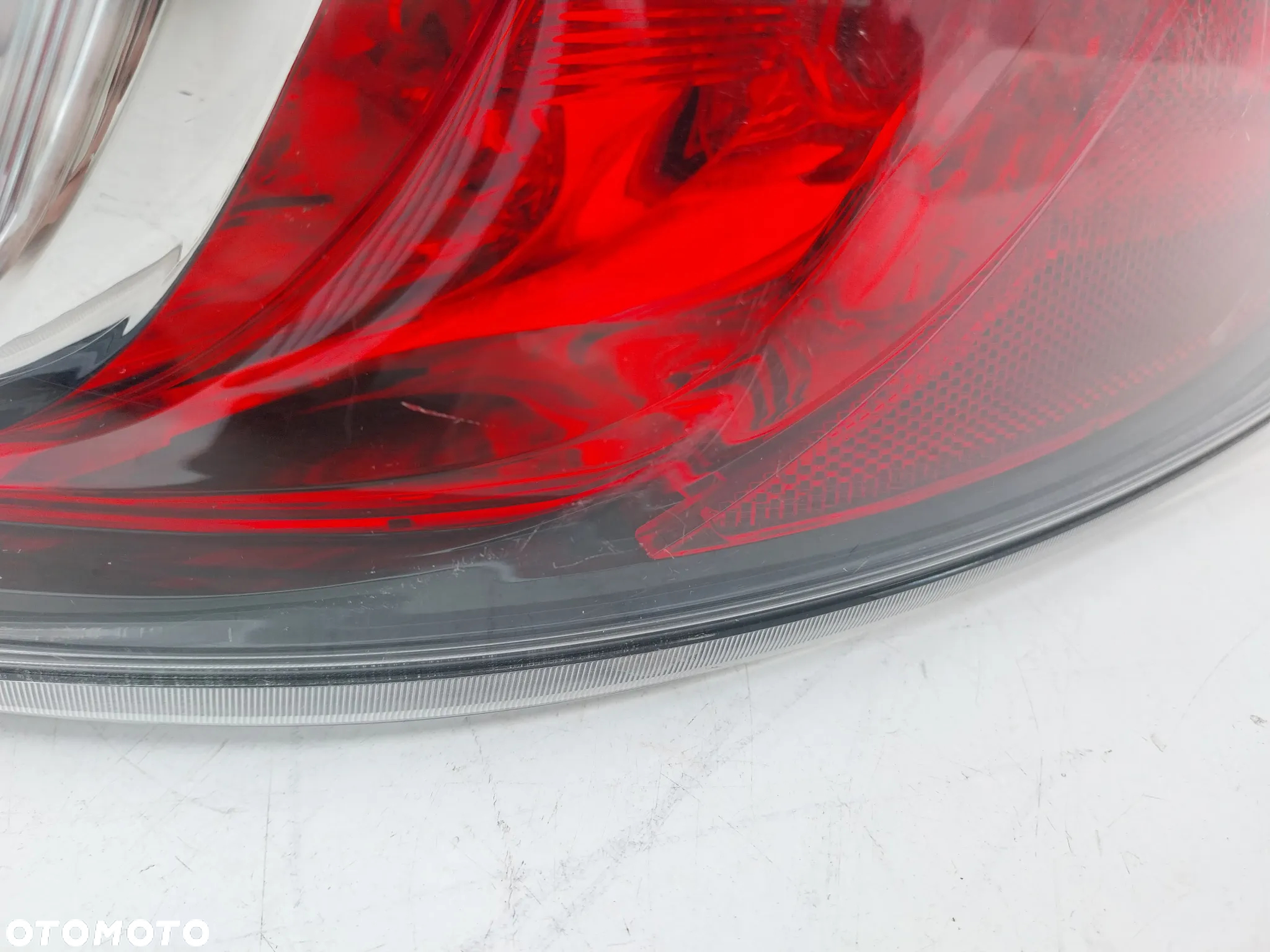 Lampa tył prawa Mazda 3 sedan BBM451150 K2442 - 8