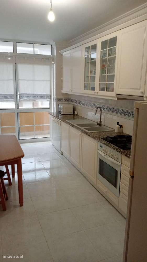 Excelente apartamento muito limpo e cuidado - Grande imagem: 2/9