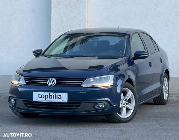 Volkswagen Jetta 1.6 TDI Comfortline - 1