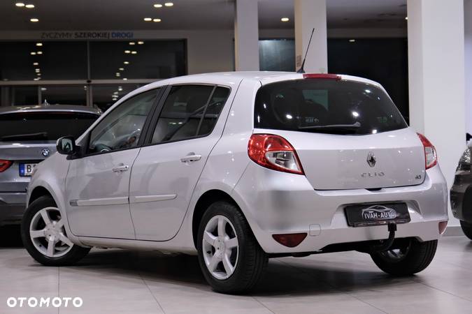 Renault Clio 1.5 dCi 90 FAP Dynamique - 6