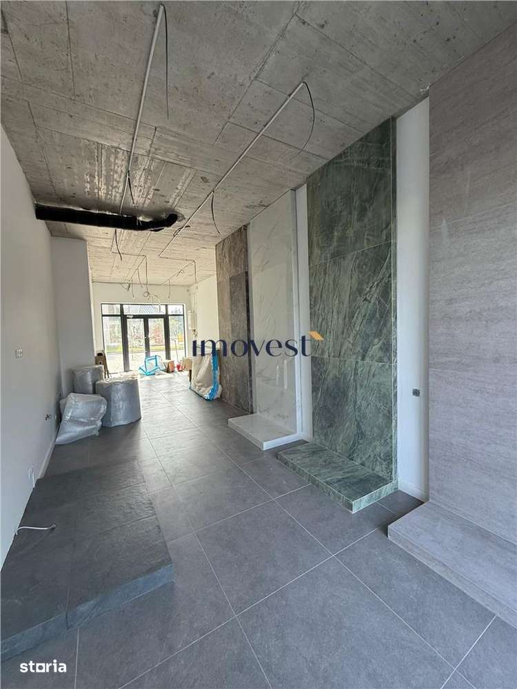 Spatiu comercial de inchiriat in complexul SMARALD-Satu Mare - Imagine principală: 4/16