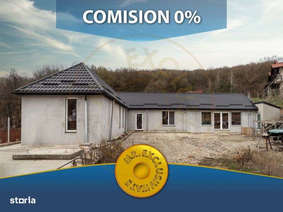 Casa moderna cu 5 camere intr-o zona linistita de deal - Imagine principală: 1/12