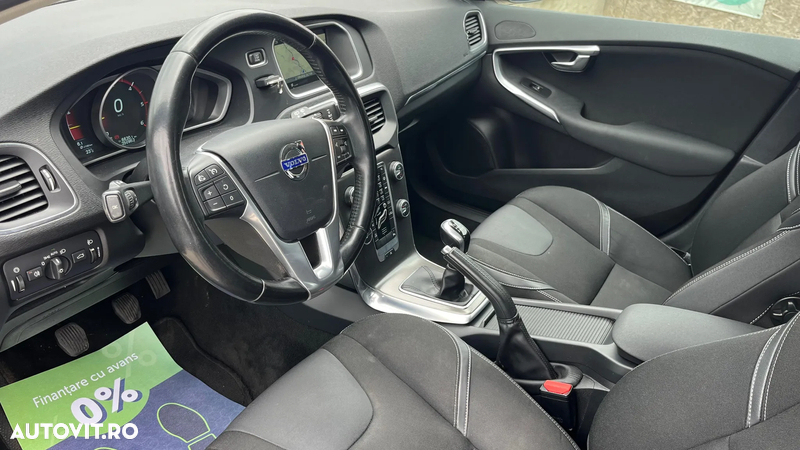 Volvo V40 D4 Summum - 5