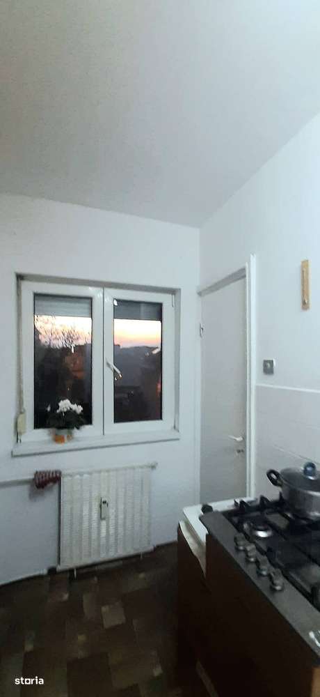 Apartament, 90 m², -5