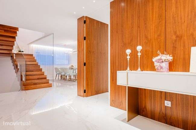 Moradia T4 de Luxo na Encosta da Penha – Guimarães - Grande imagem: 5/45